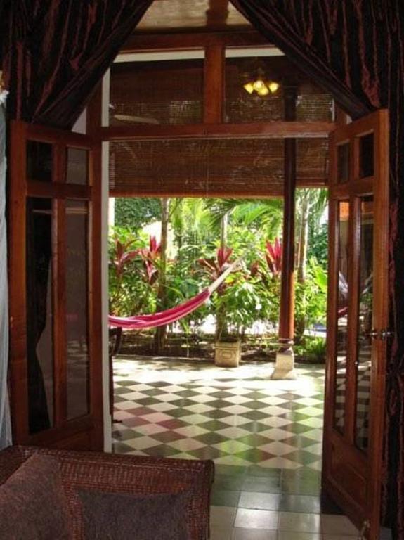 Hotel Casa Cubana Granada Nicaragua Bilik gambar